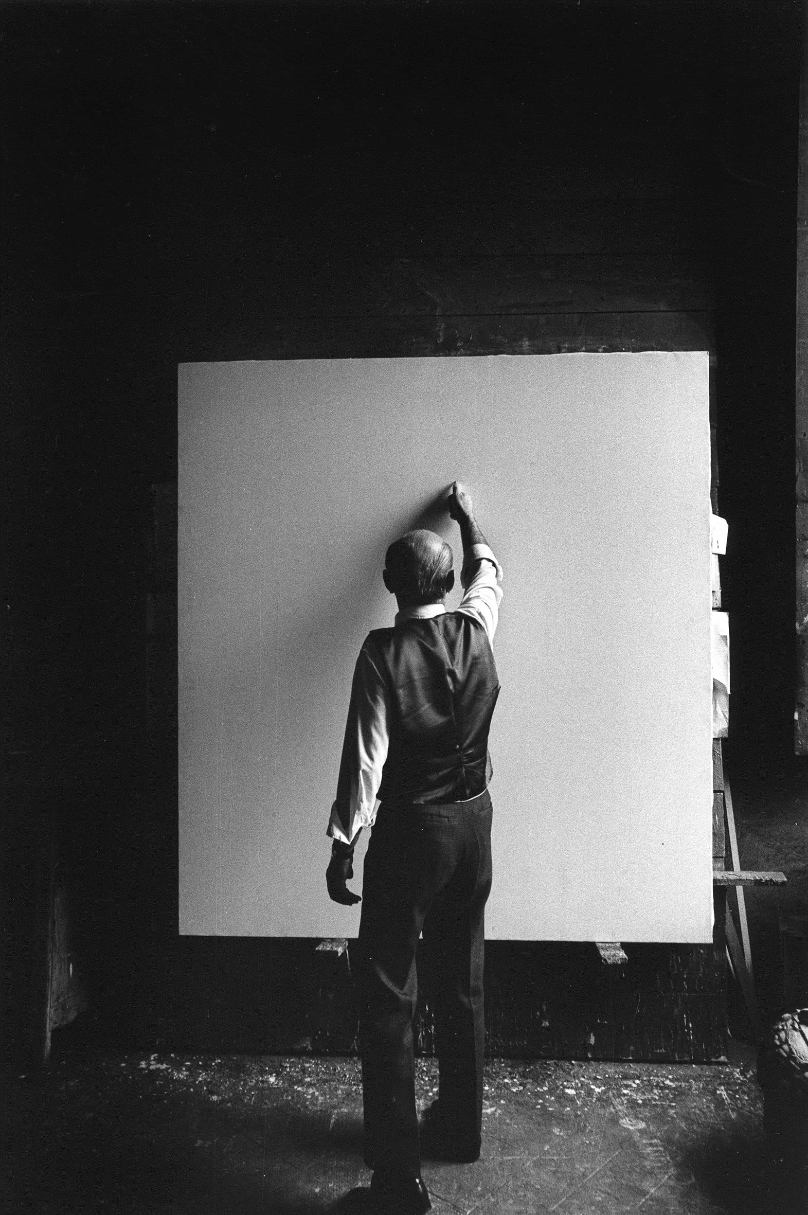 Lucio Fontana, L'Attesa, Milano (3)